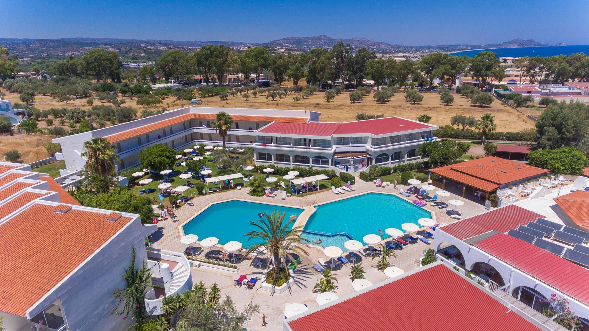 Hotel Niriides Beach 科林比亚 外观 照片