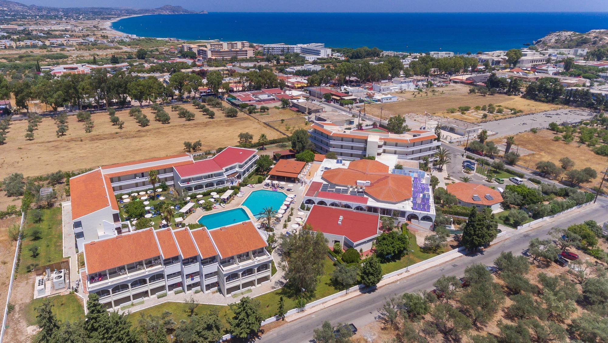 Hotel Niriides Beach 科林比亚 外观 照片