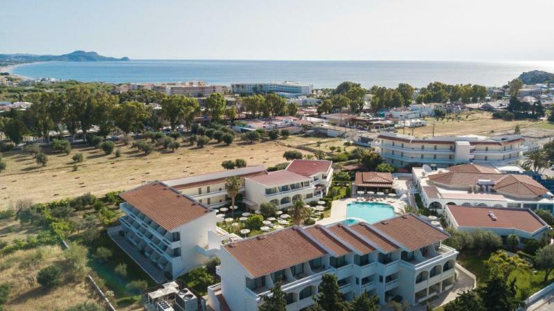 Hotel Niriides Beach 科林比亚 外观 照片